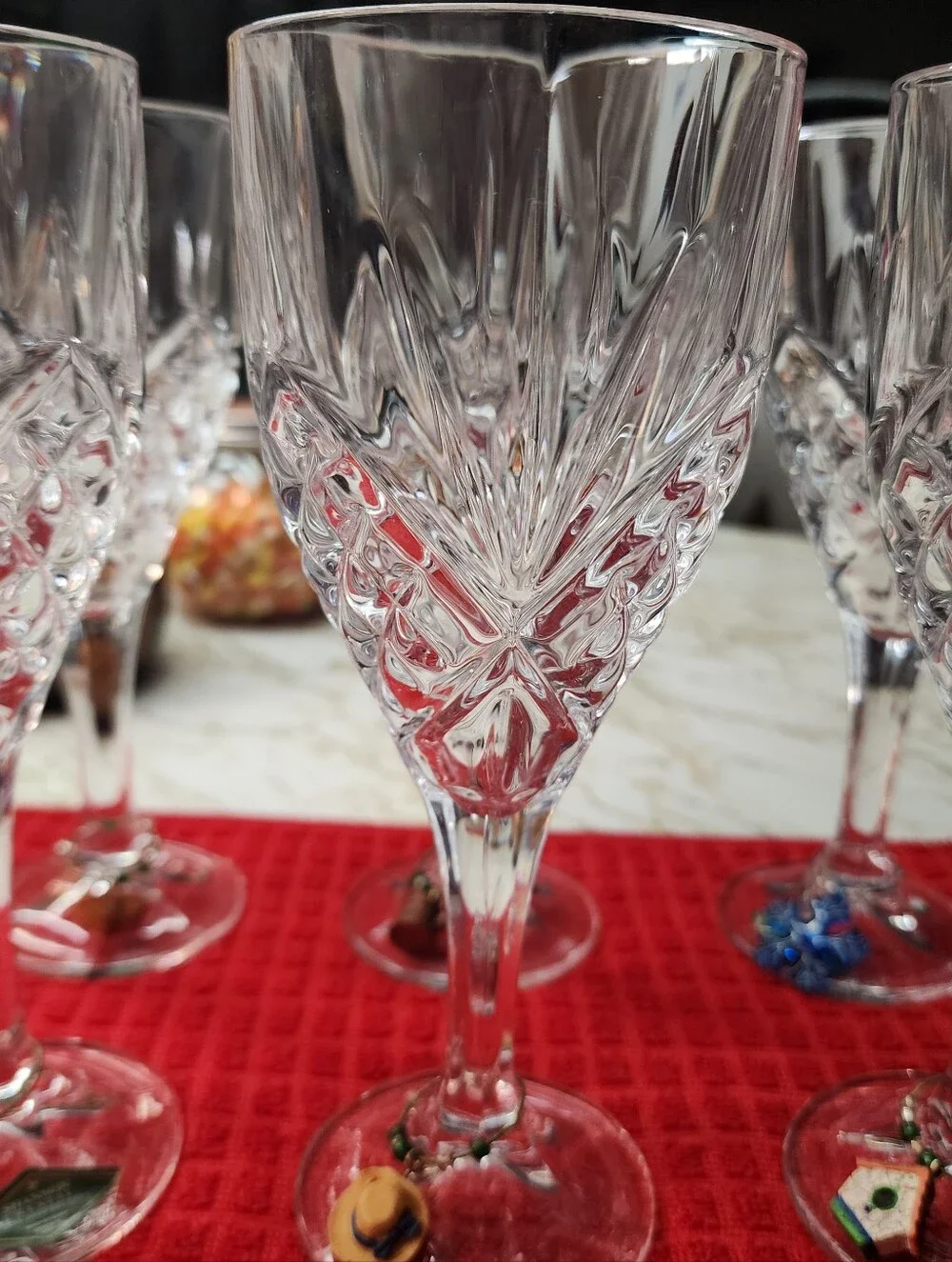SHANNON CRYSTAL DESIGNS OF IRELAND. (Set Of 6 Wine Goblets.)